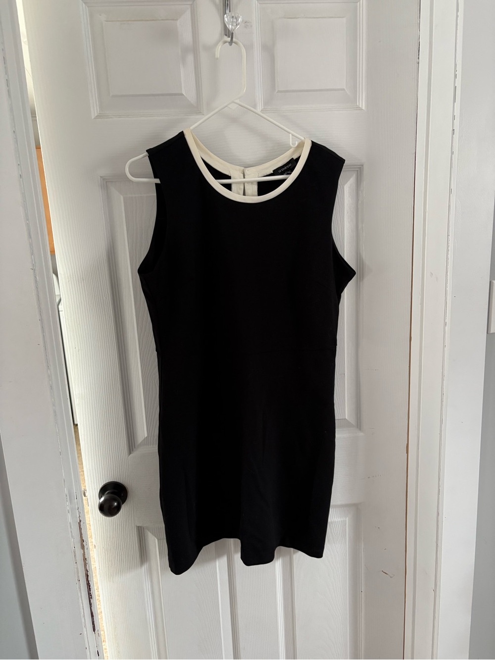 le chateau Black Sleeveless Shift Dress with Cream Trim